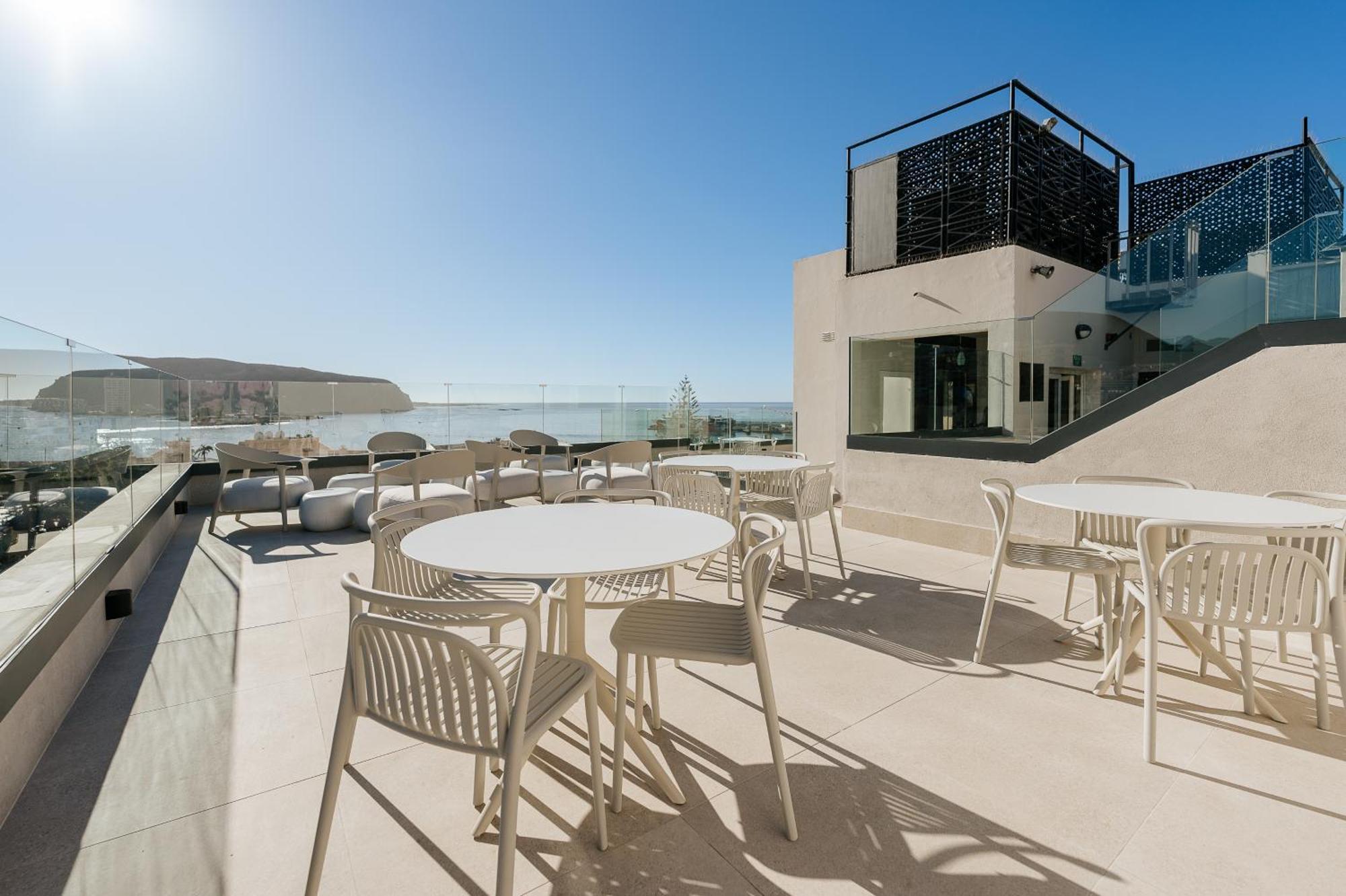 Hotel Reveron Plaza Los Cristianos  Bagian luar foto